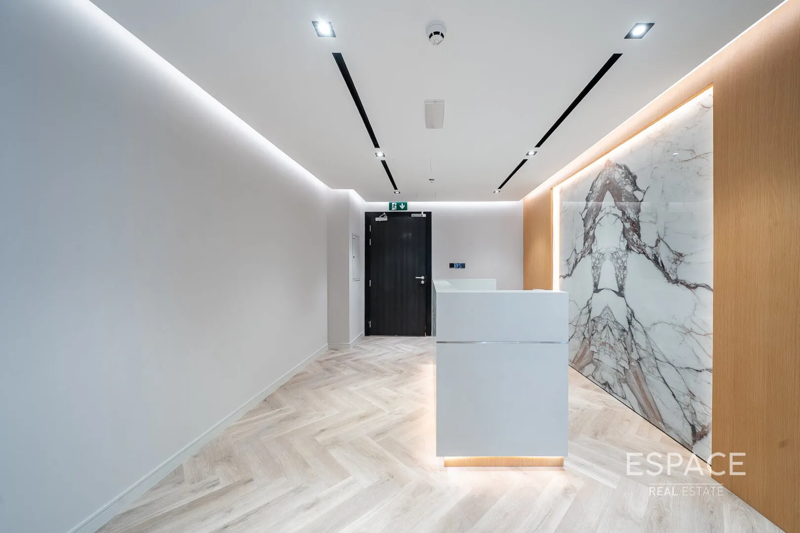 single static gallery