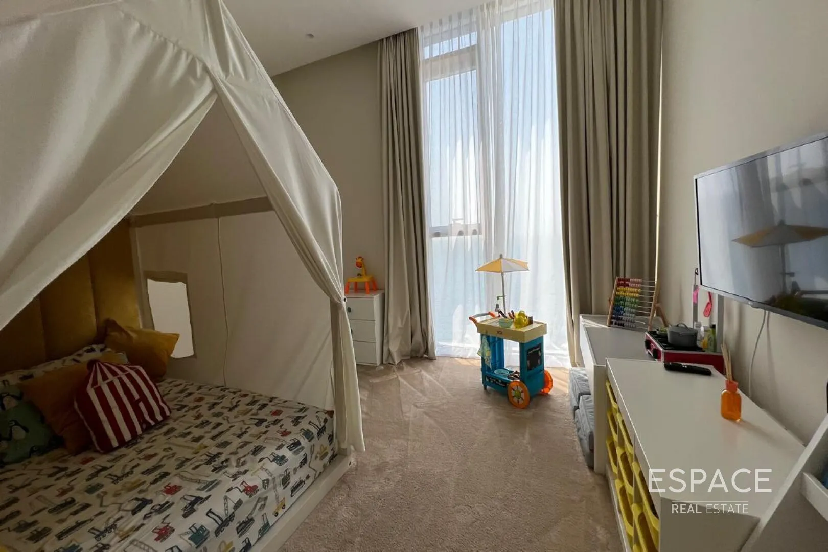 single static gallery