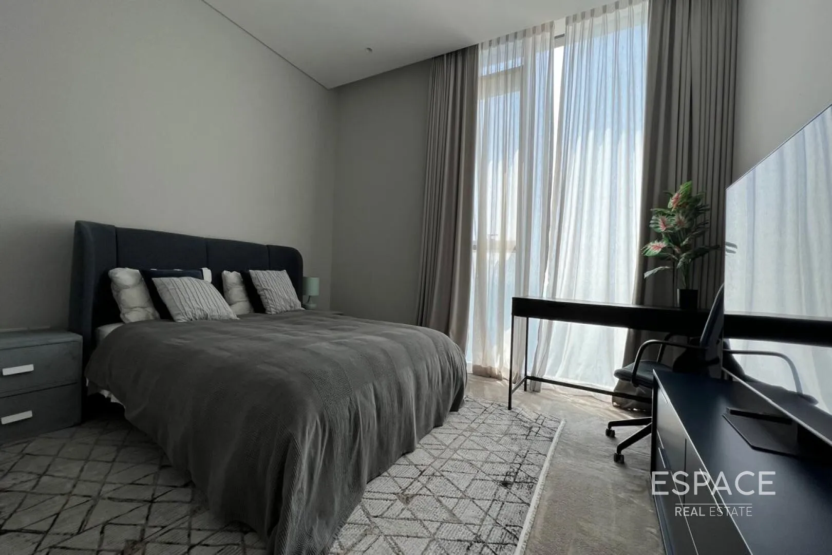 single static gallery