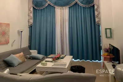 Jenna Apartments, NSHAMA Town Square, Dubai - Espace