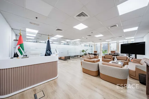 The Metropolis, Business Bay, Dubai - Espace