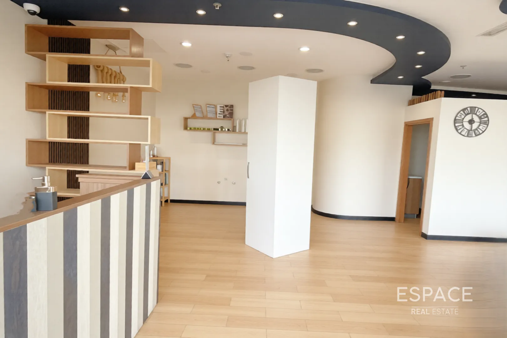 single static gallery