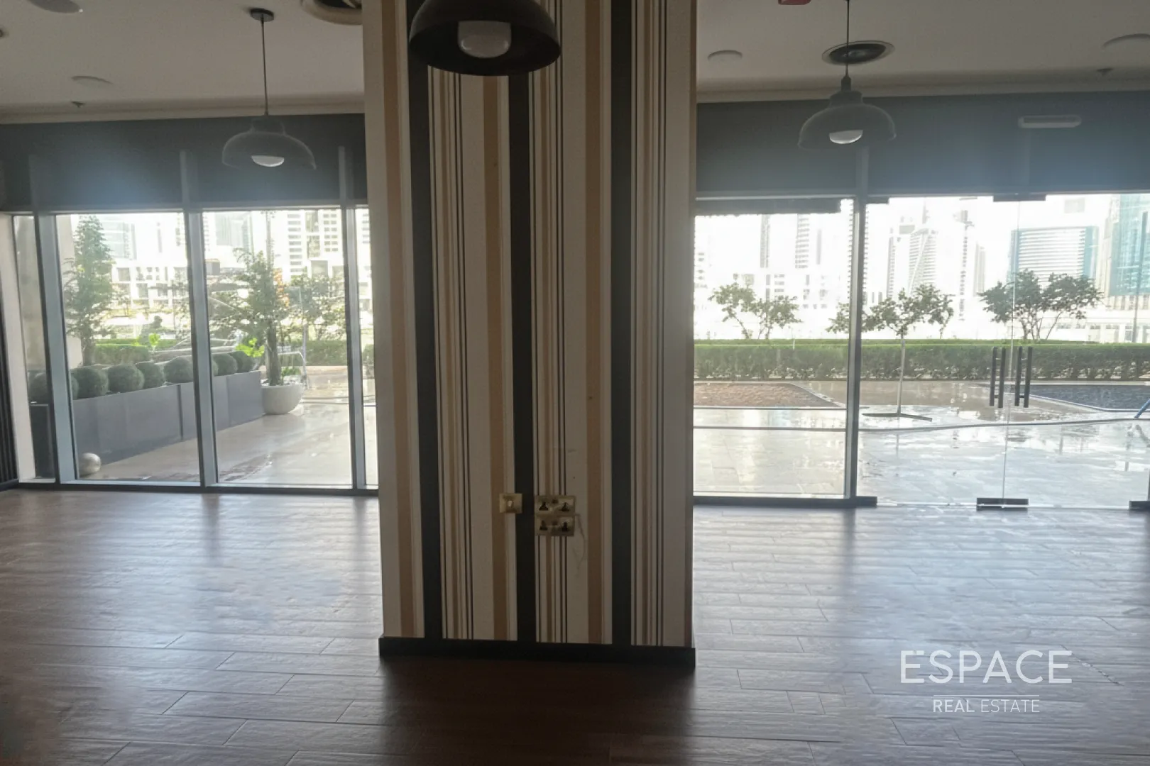 PropertiesGalleryCamera