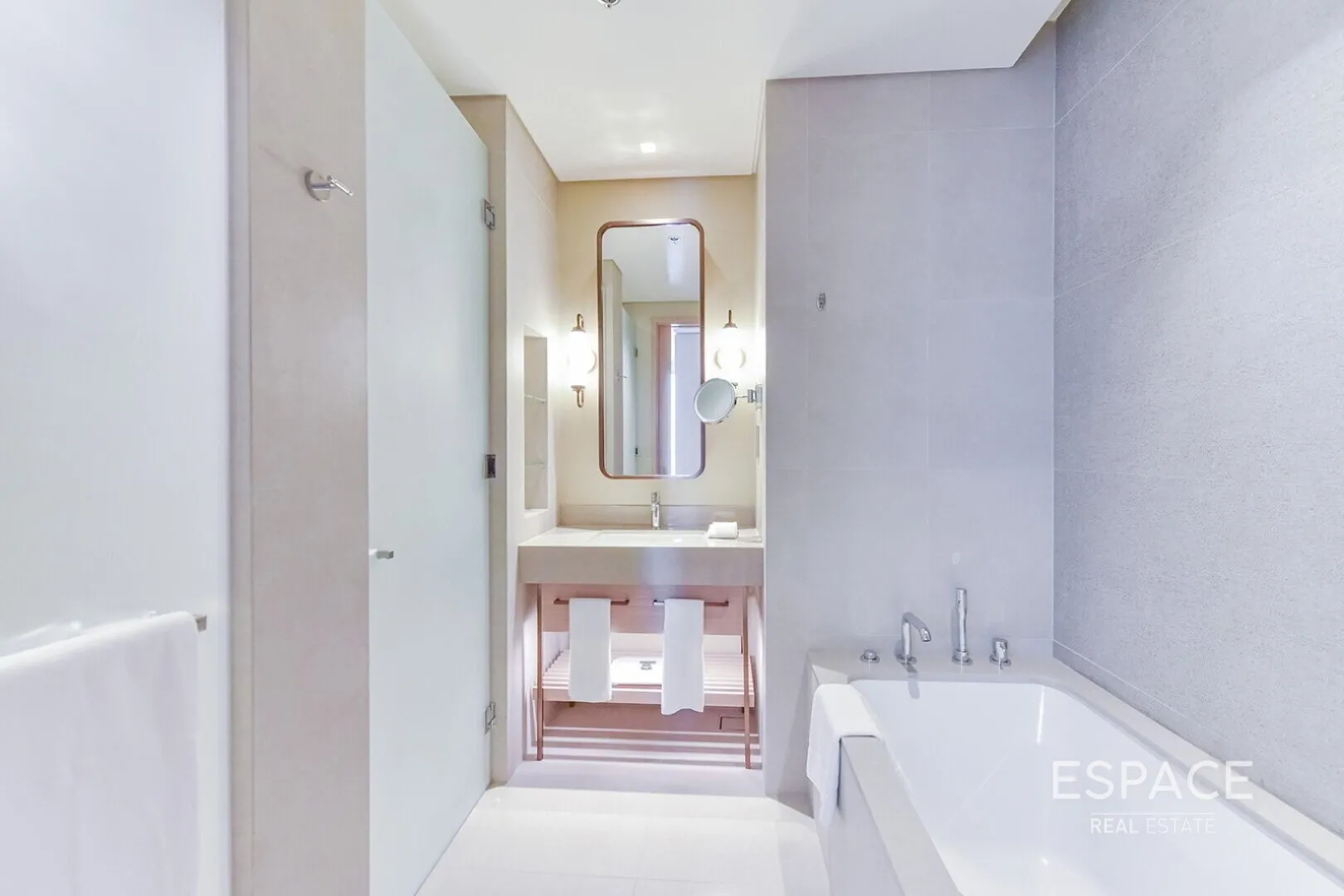 single static gallery