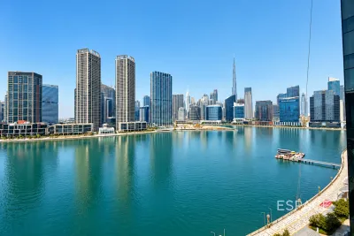 Magnum Opus Bay, Business Bay, Dubai - Espace