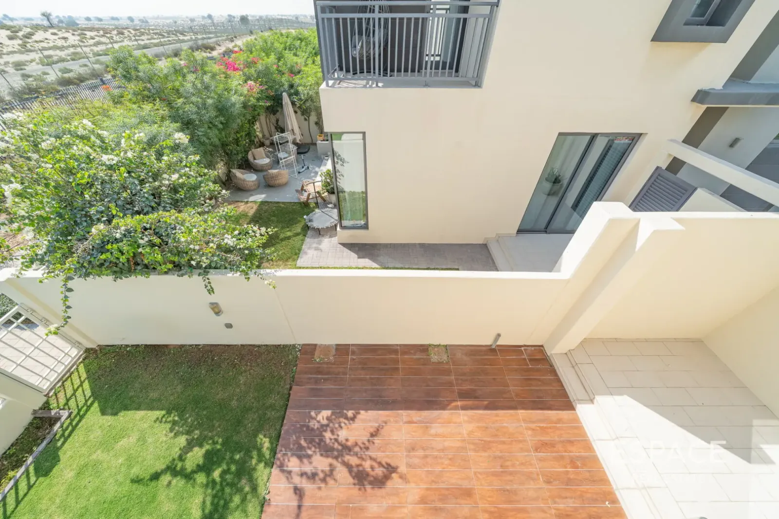 PropertiesGalleryCamera