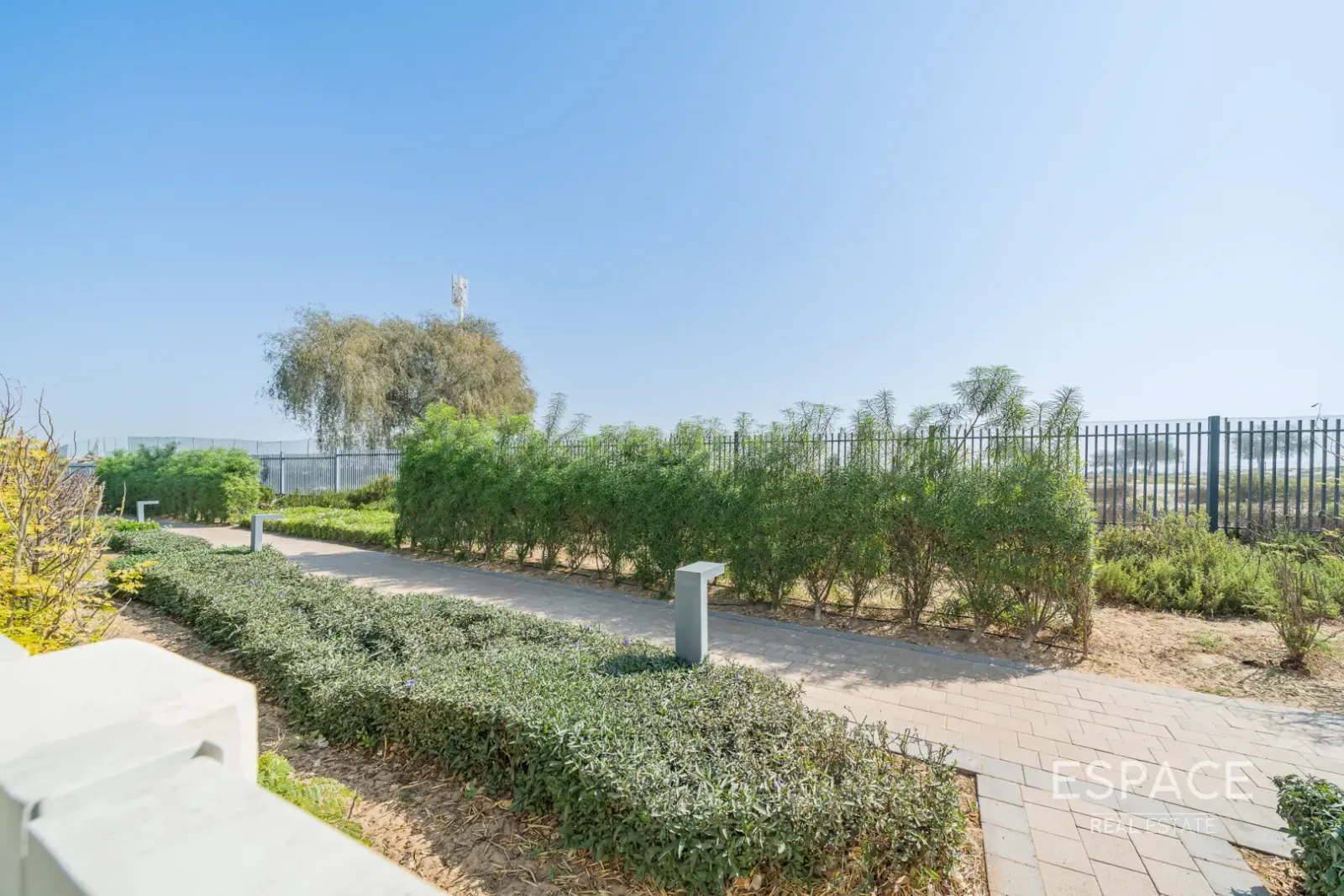 PropertiesGalleryCamera