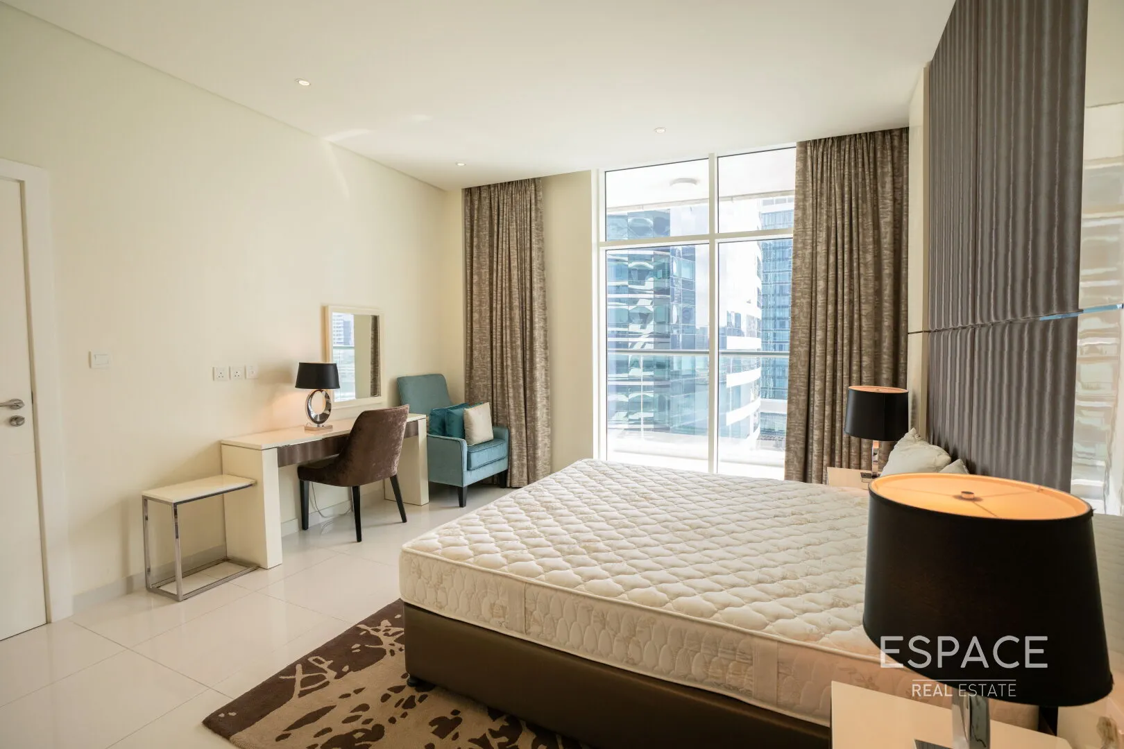 PropertiesGalleryCamera