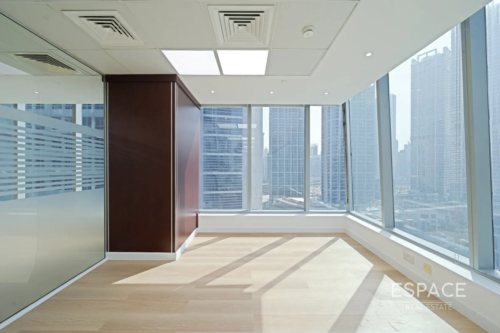 single static gallery