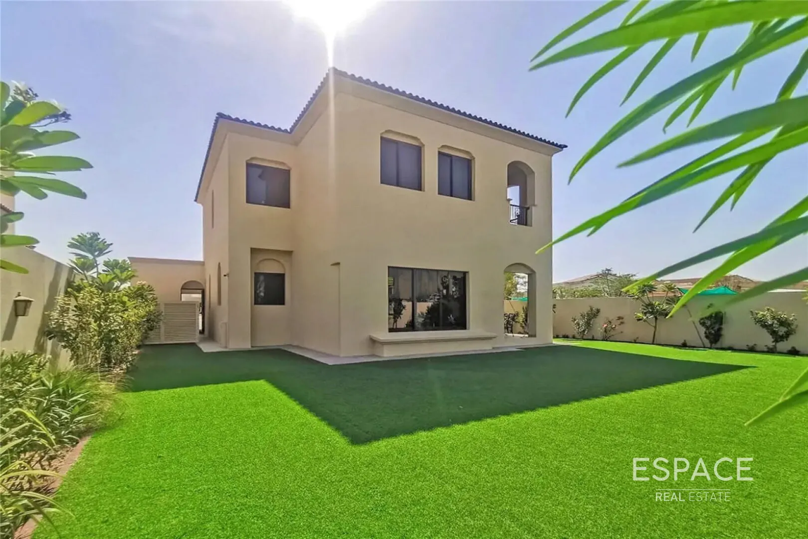 PropertiesGalleryCamera