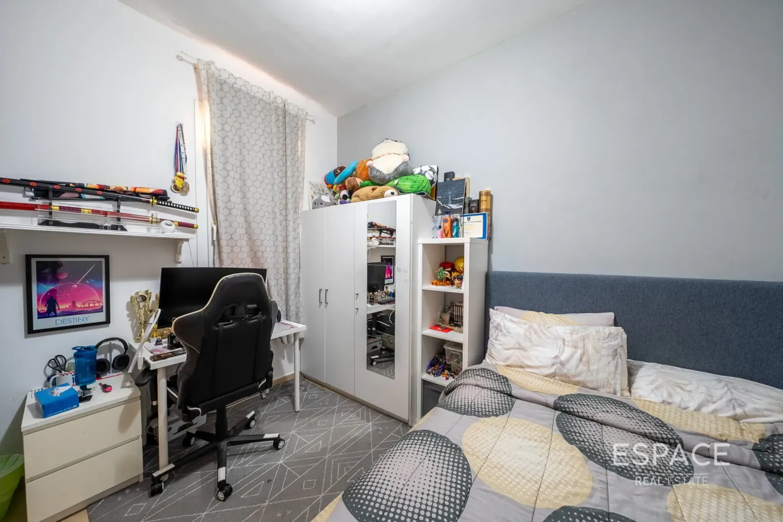 PropertiesGalleryCamera