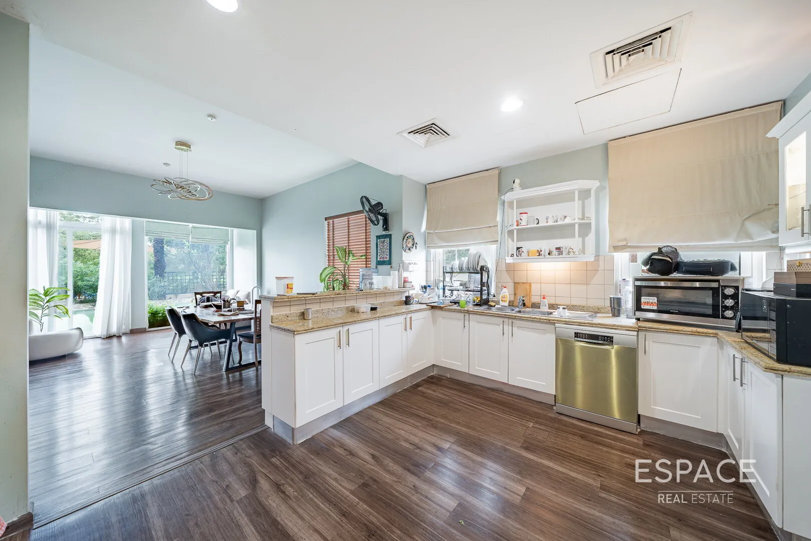 single static gallery