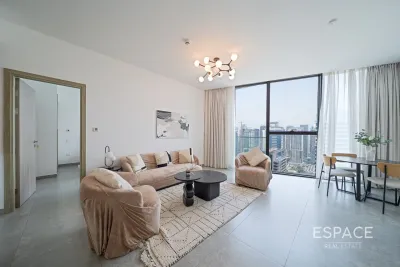 Stella Maris, Dubai Marina, Dubai - Espace