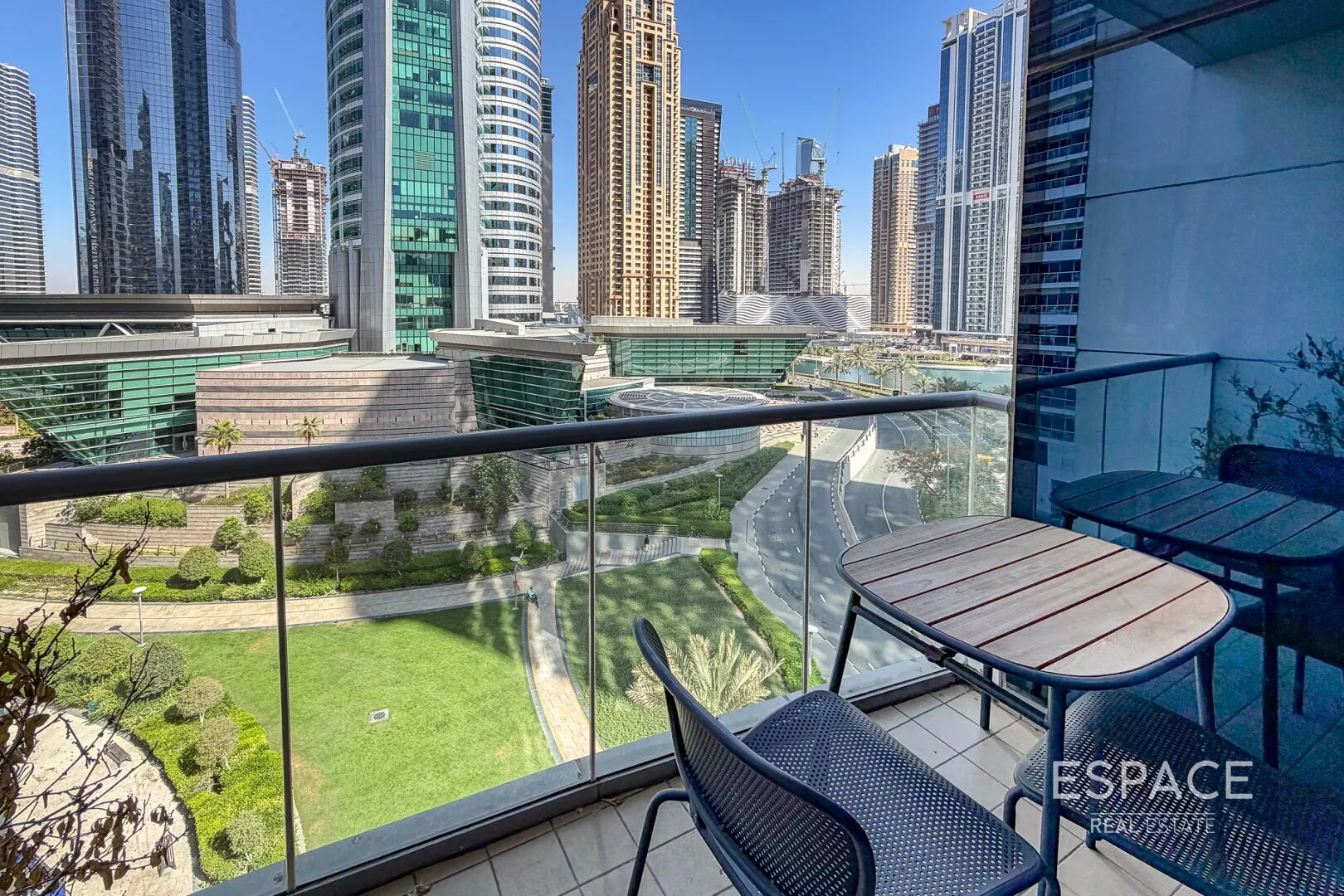 PropertiesGalleryCamera