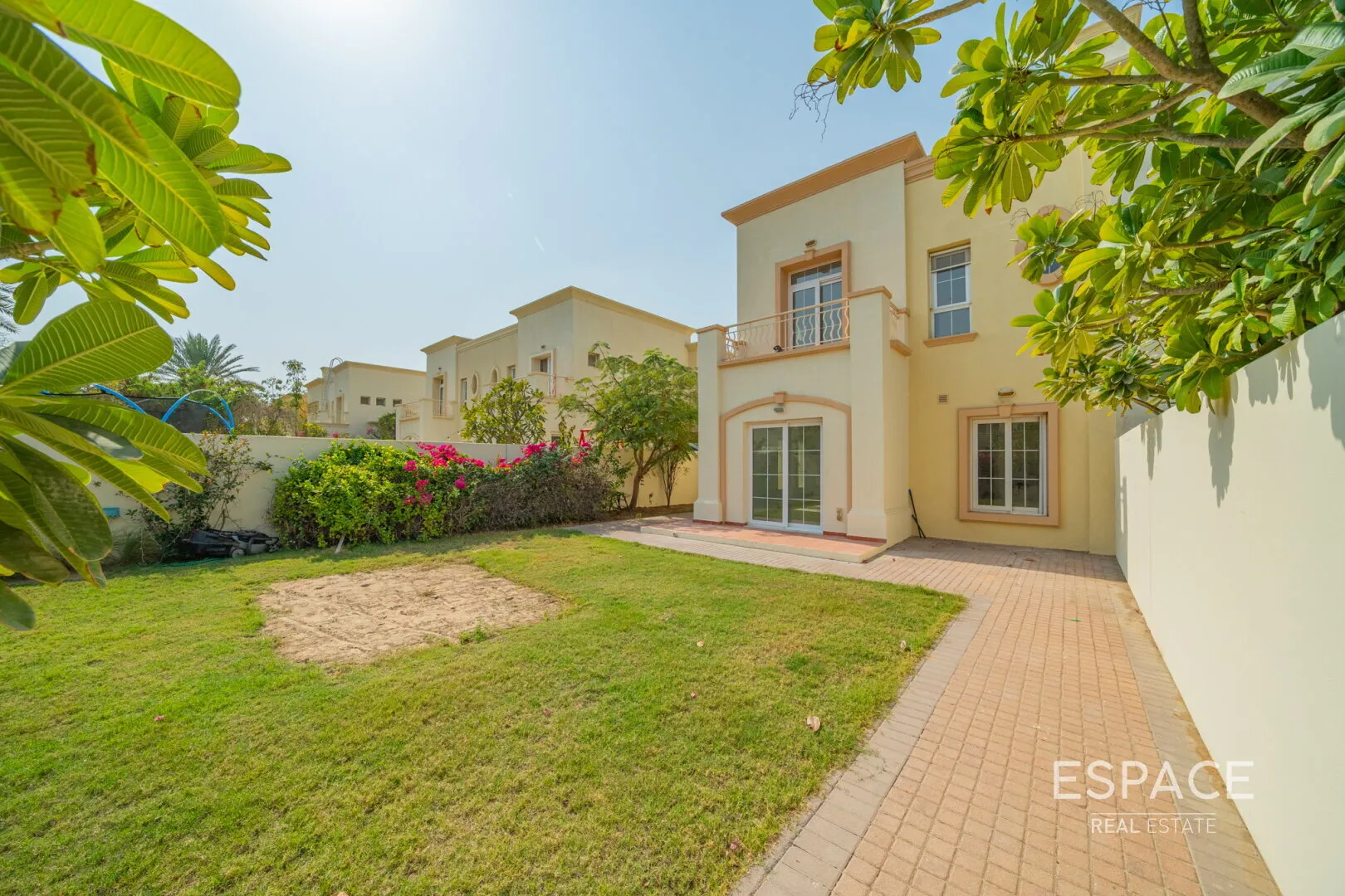 single static gallery