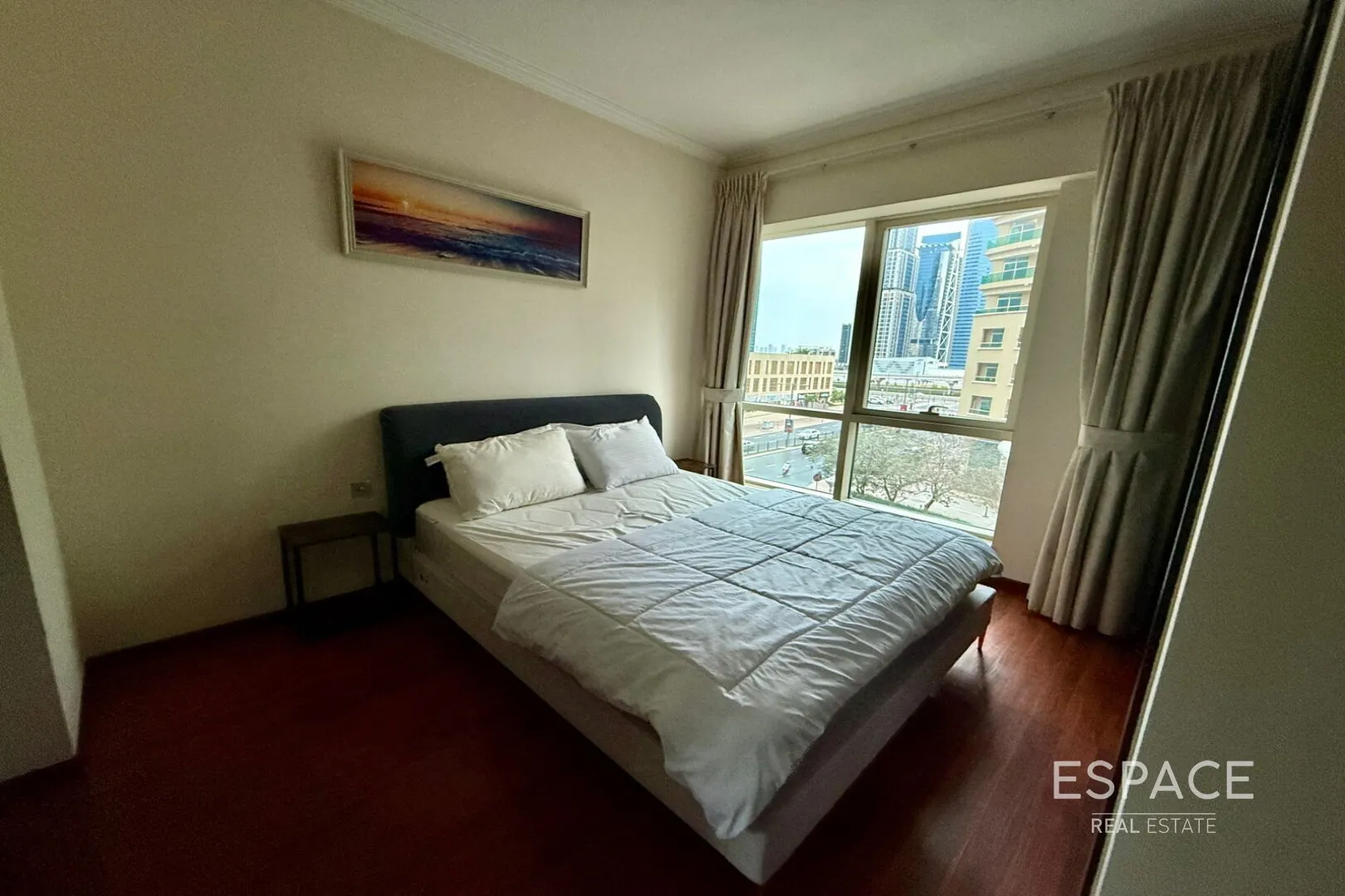 single static gallery