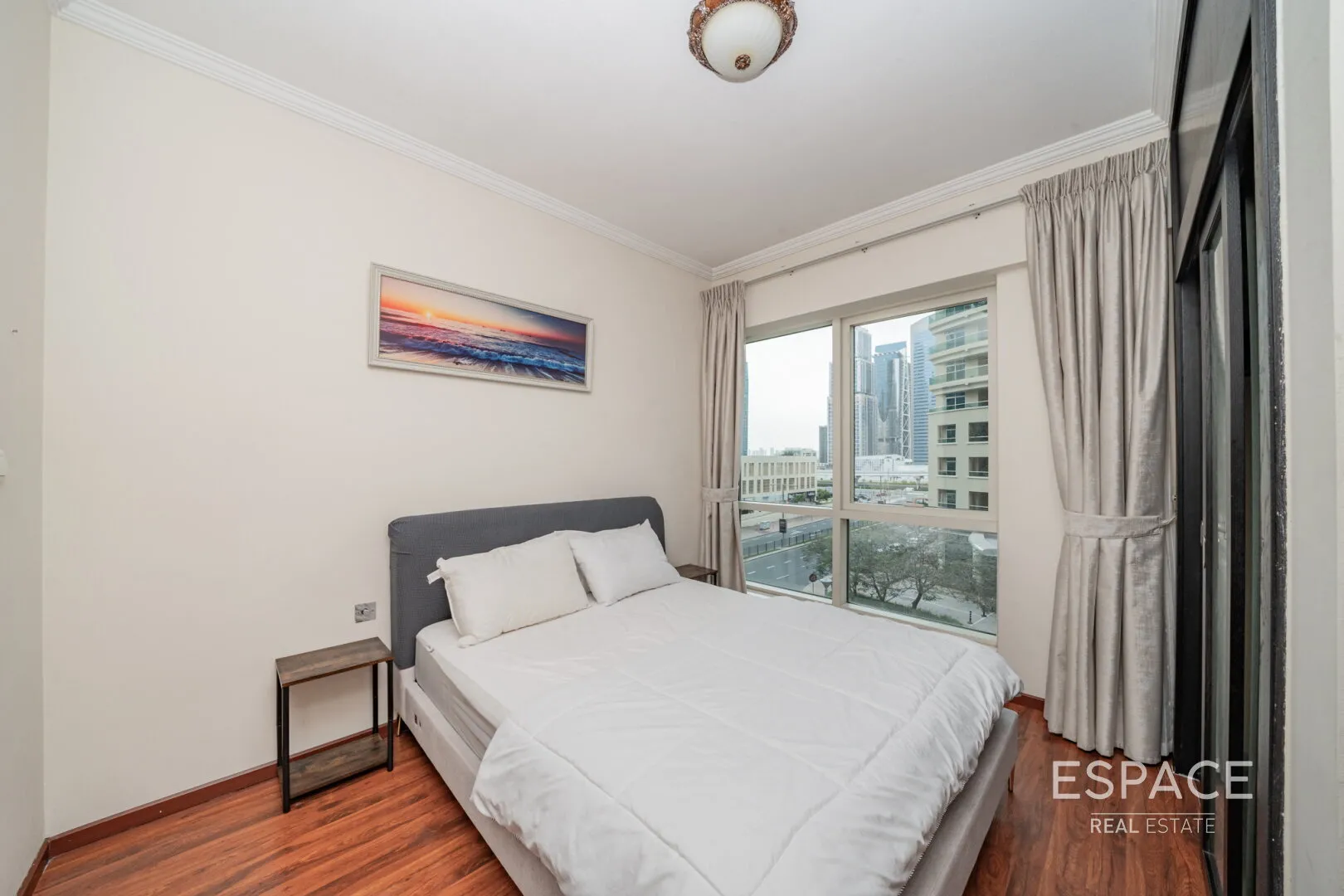 PropertiesGalleryCamera