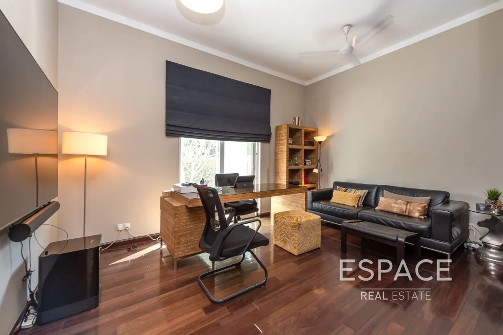 PropertiesGalleryCamera