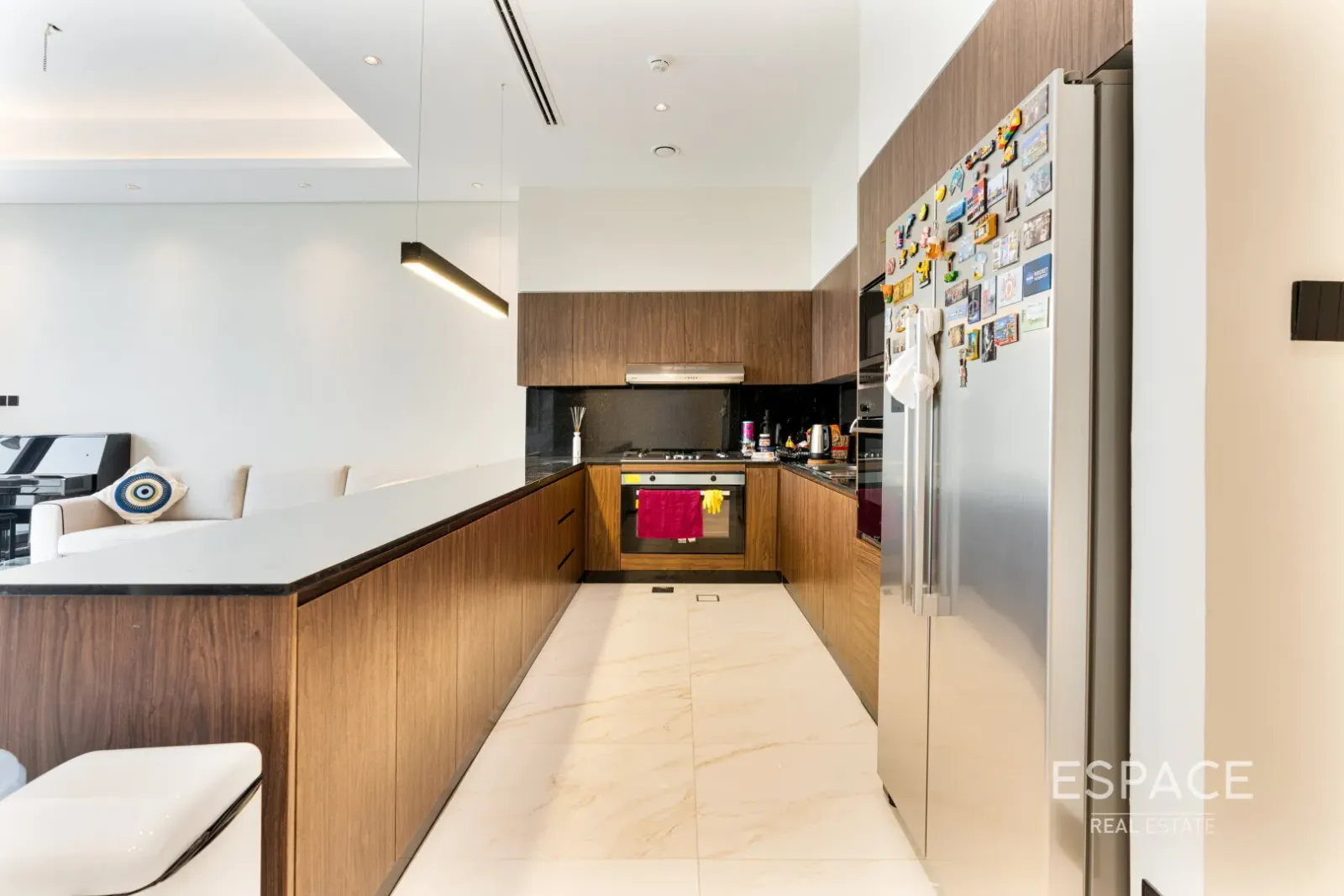 PropertiesGalleryCamera