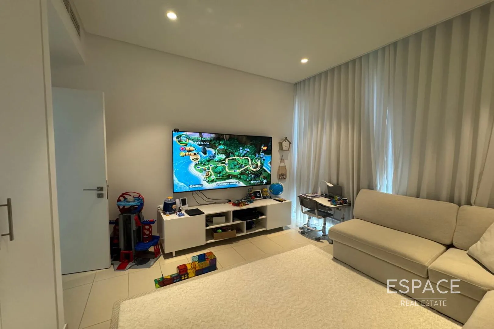 PropertiesGalleryCamera