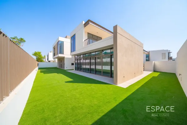 Tilal Al Furjan - Phase 1, Al Furjan, Dubai - Espace