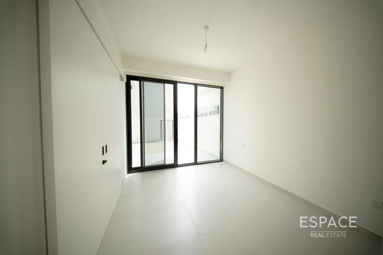 single static gallery