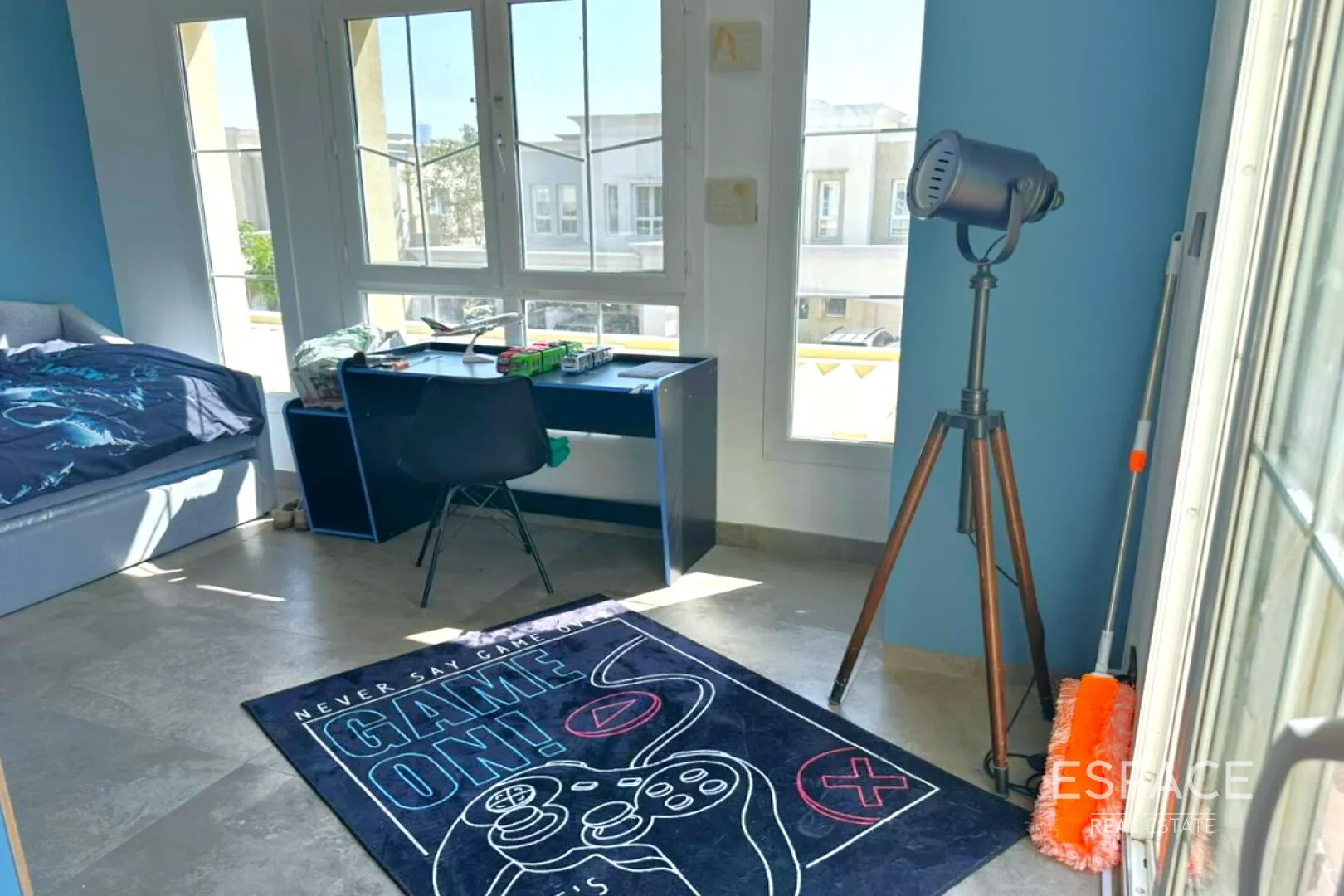 PropertiesGalleryCamera