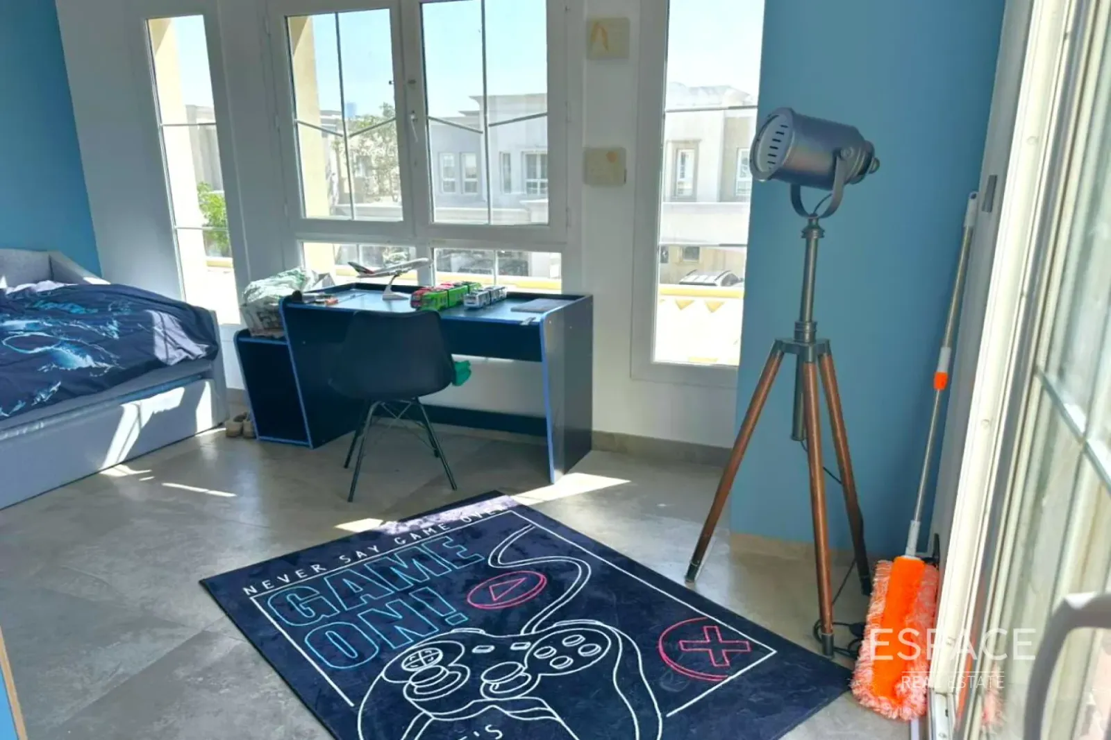 PropertiesGalleryCamera