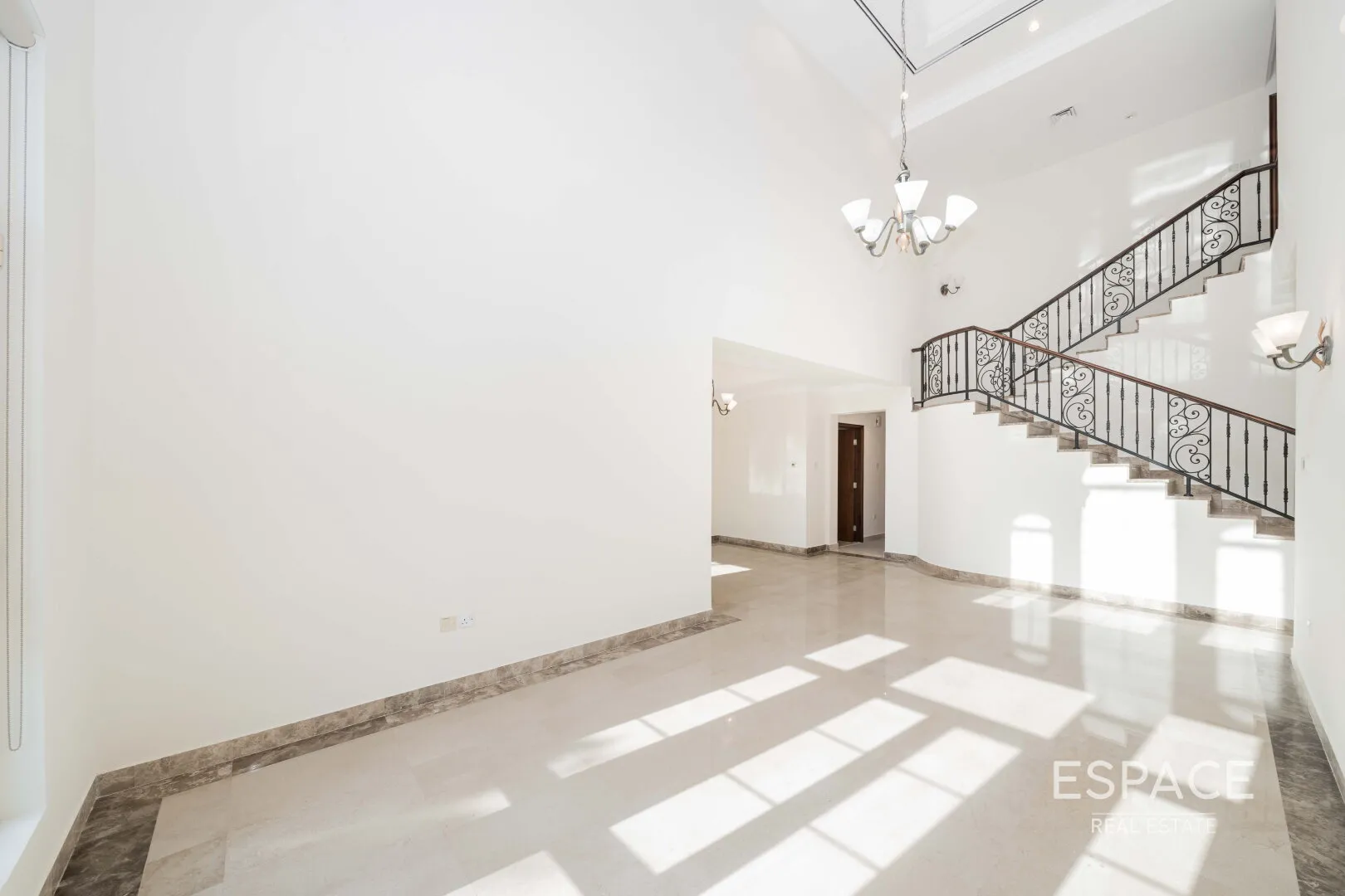 single static gallery