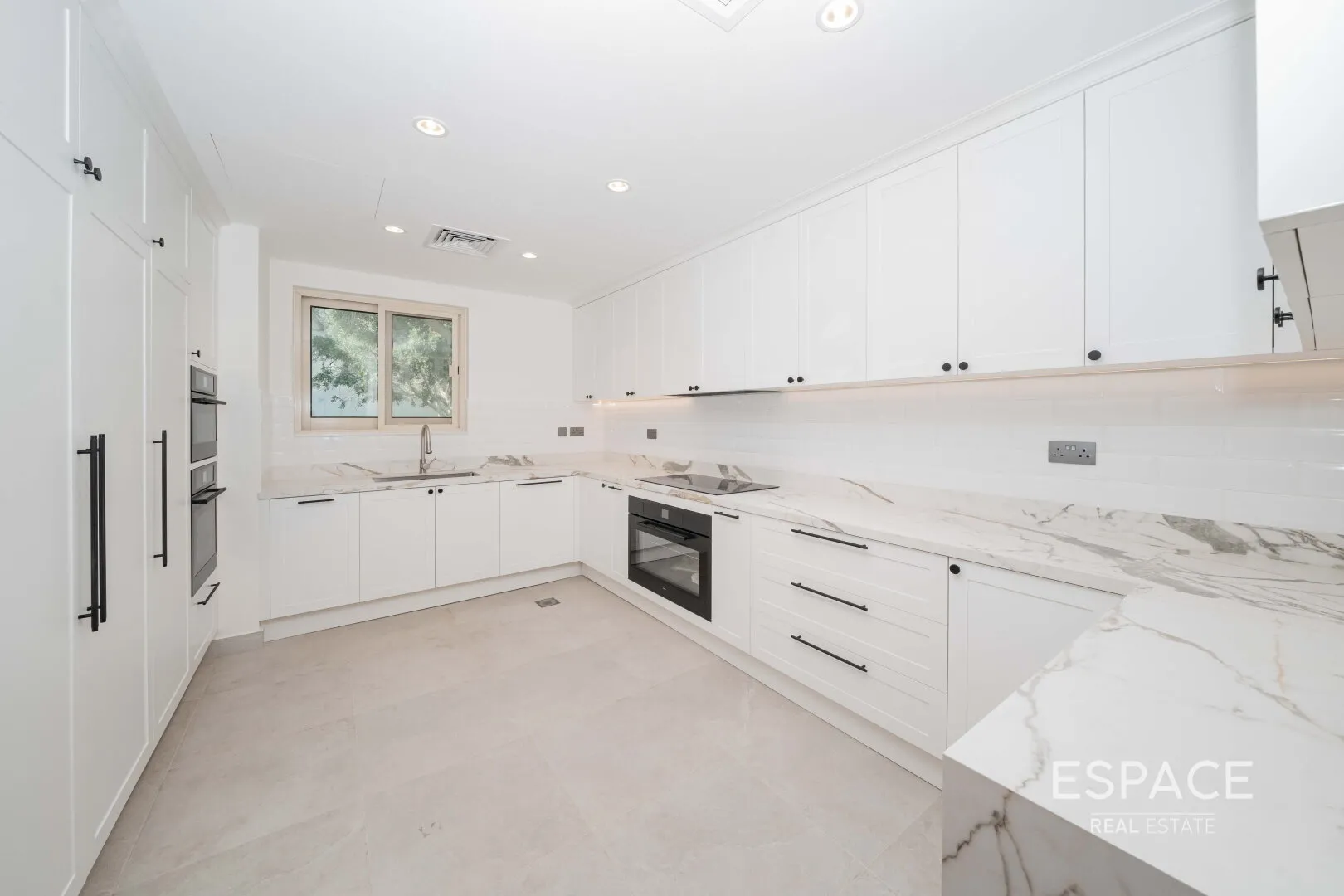 single static gallery