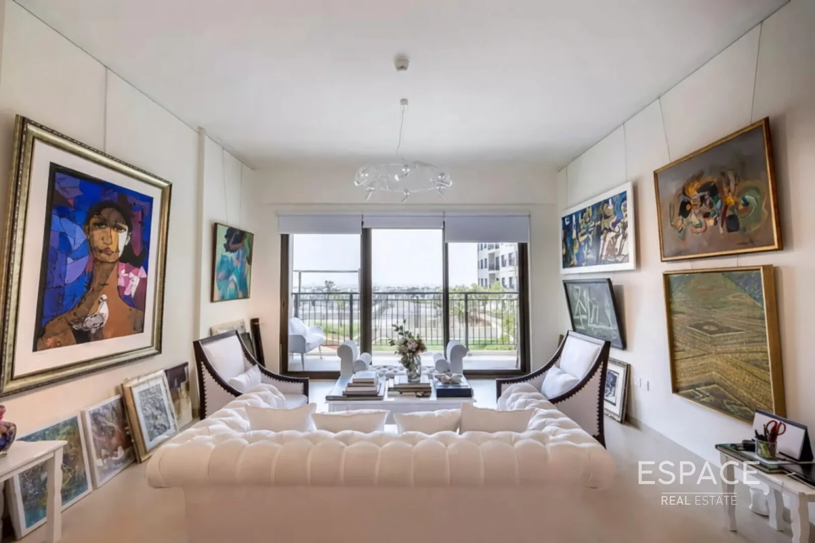 single static gallery