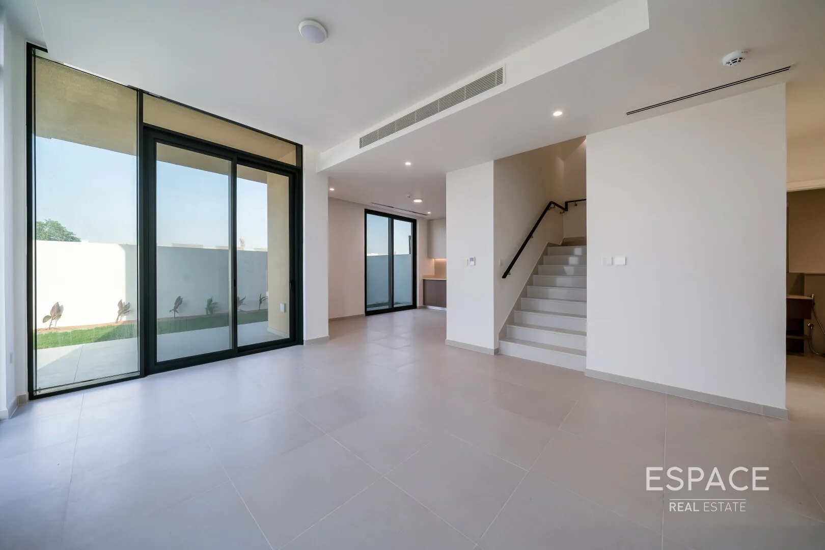 single static gallery