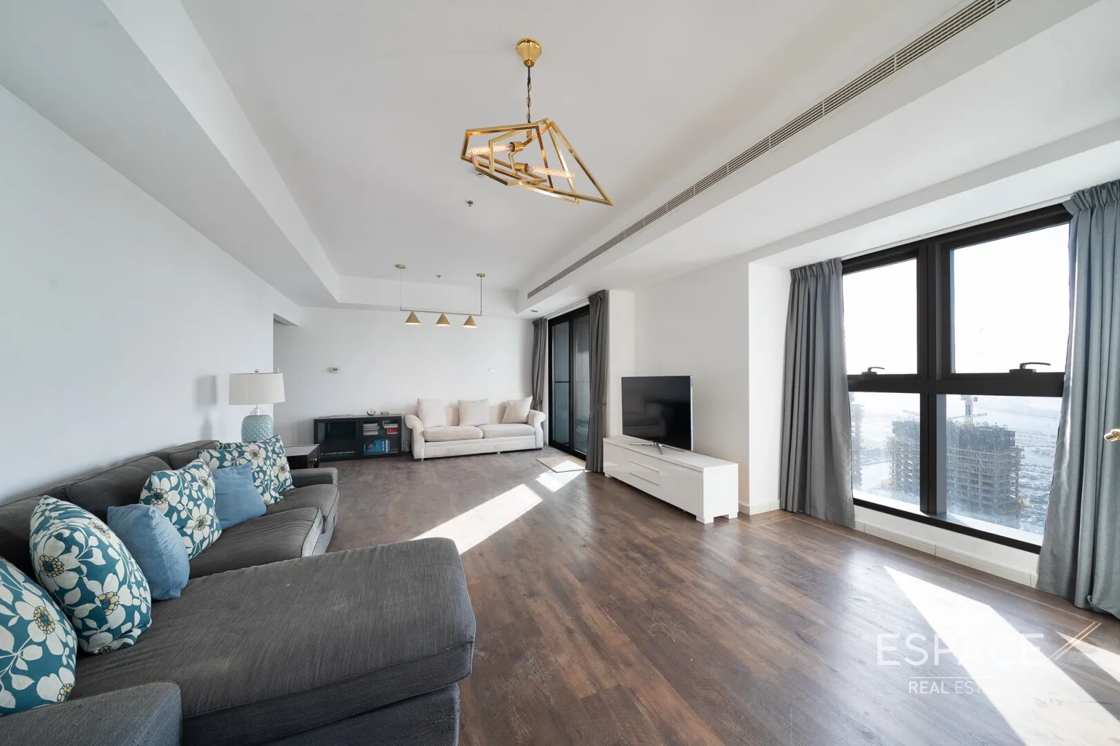 single static gallery