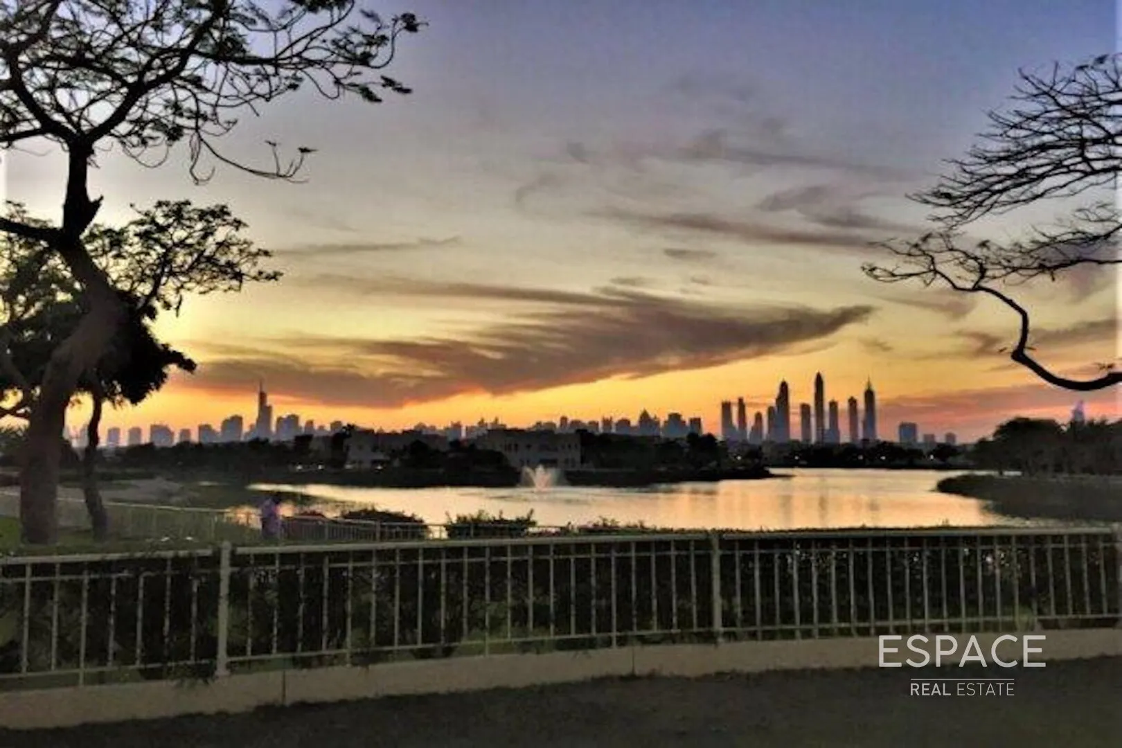 single static gallery