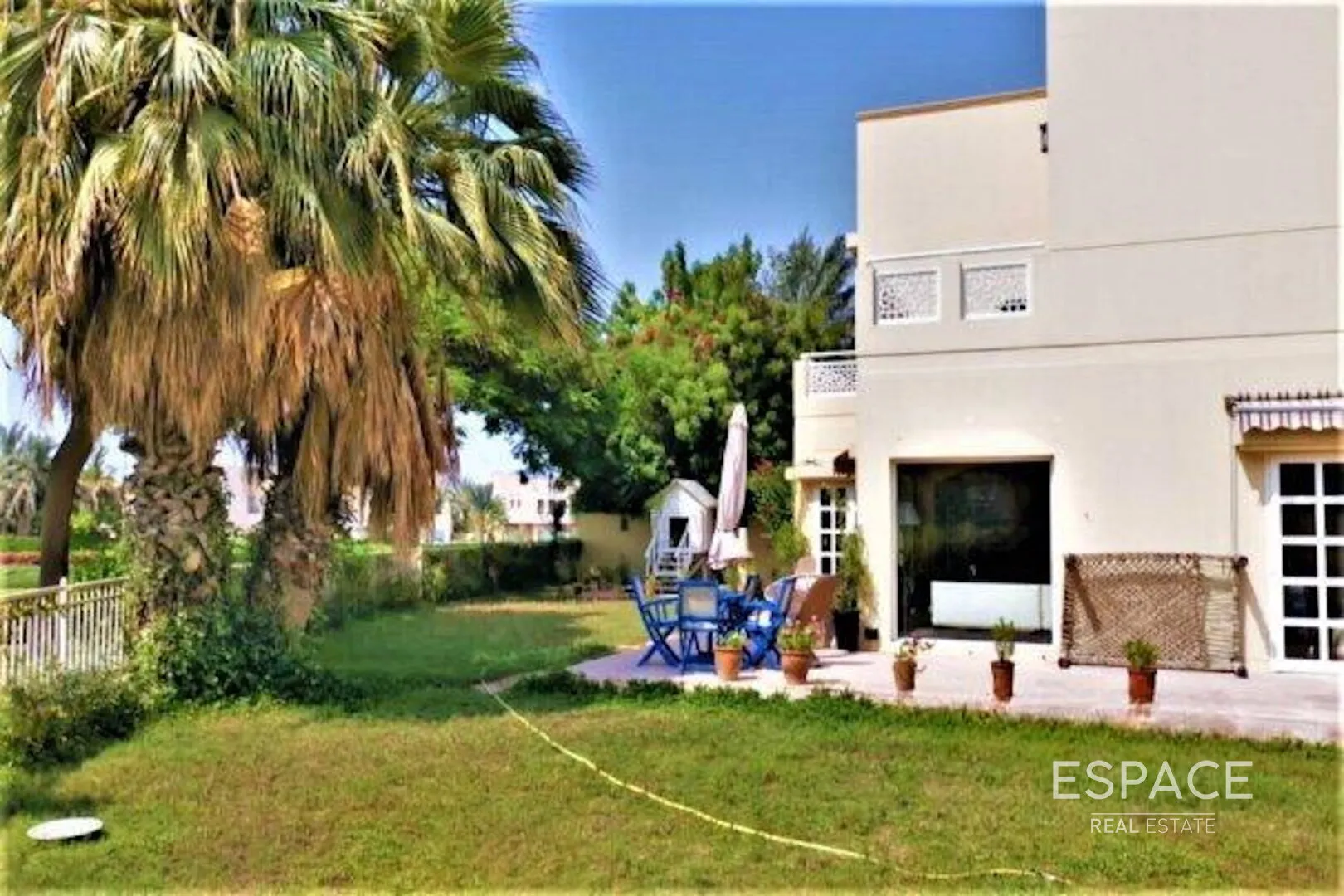 single static gallery