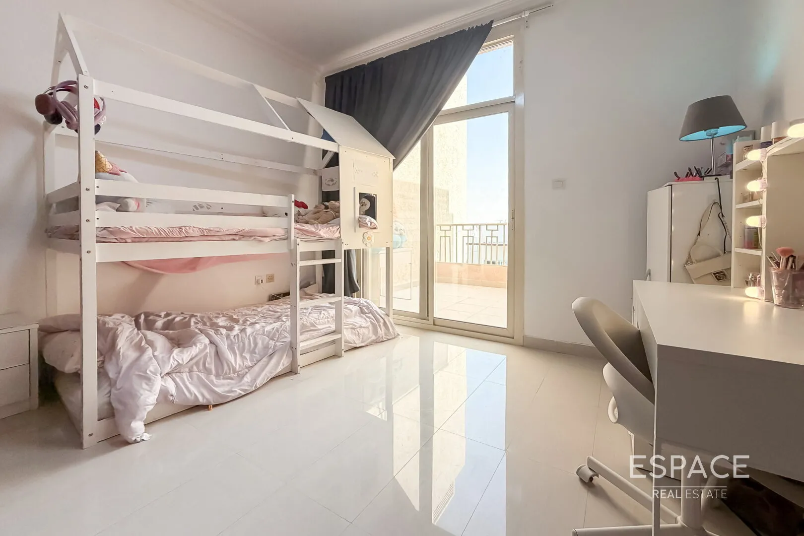 PropertiesGalleryCamera