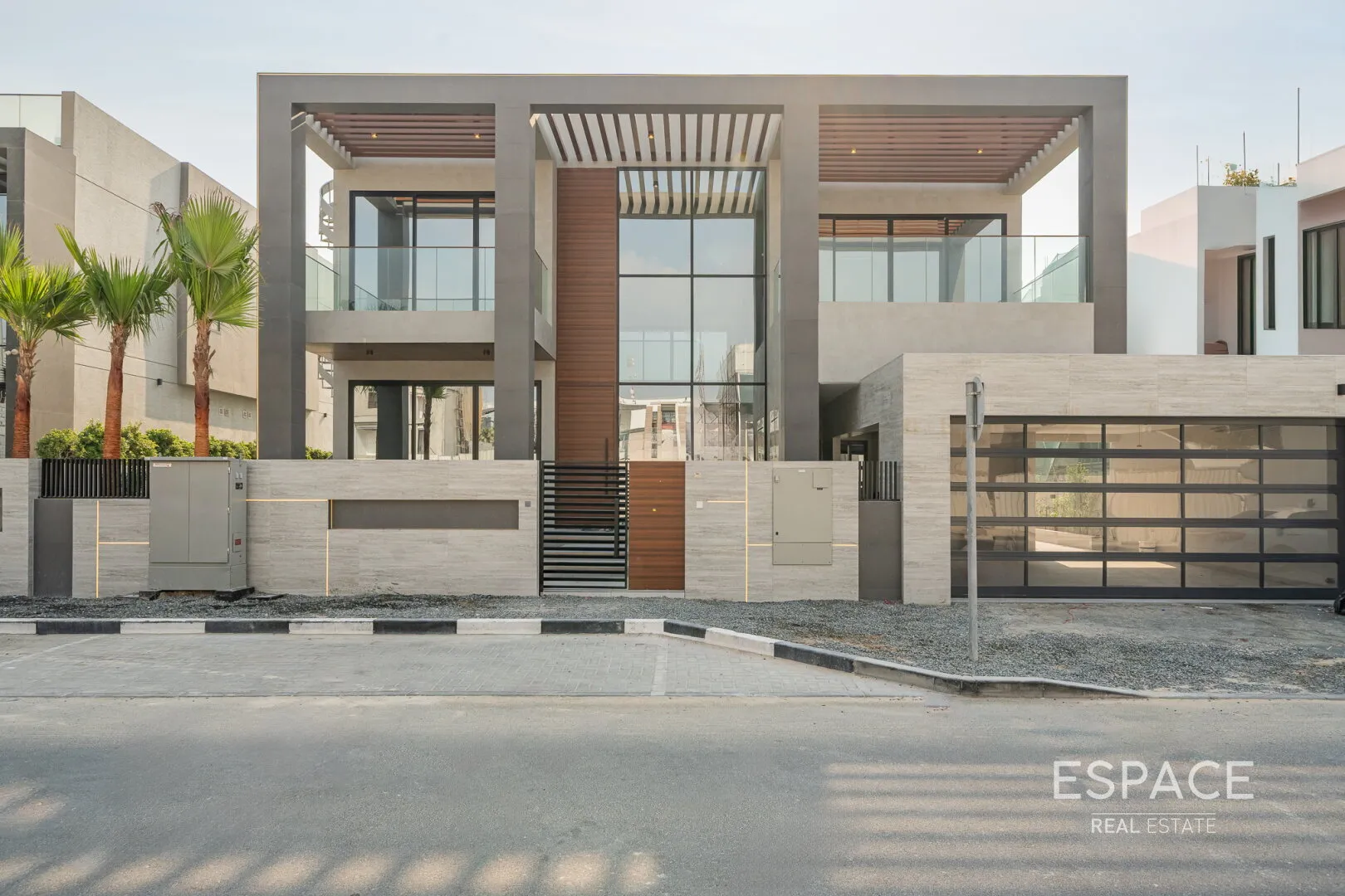 PropertiesGalleryCamera