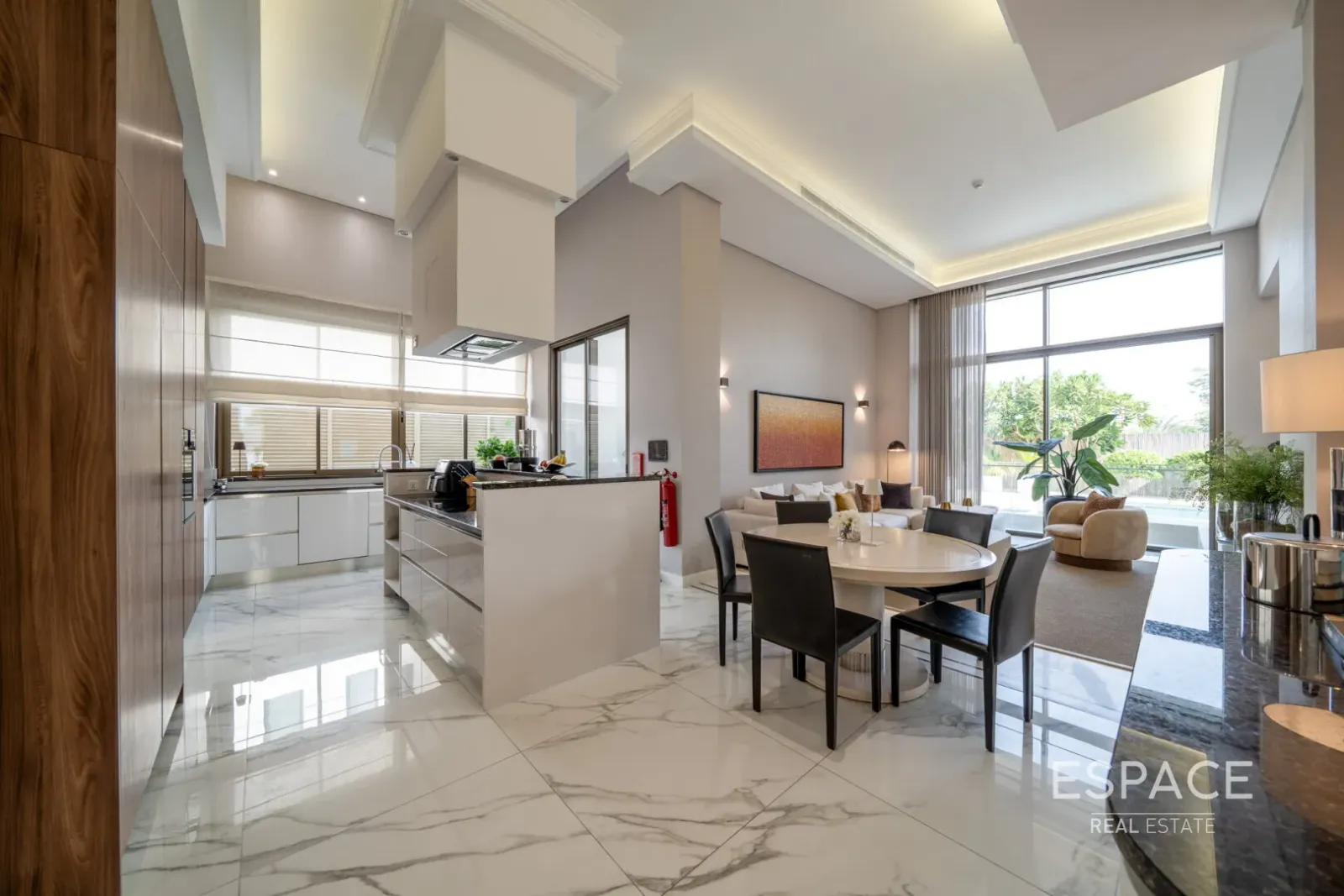 PropertiesGalleryCamera