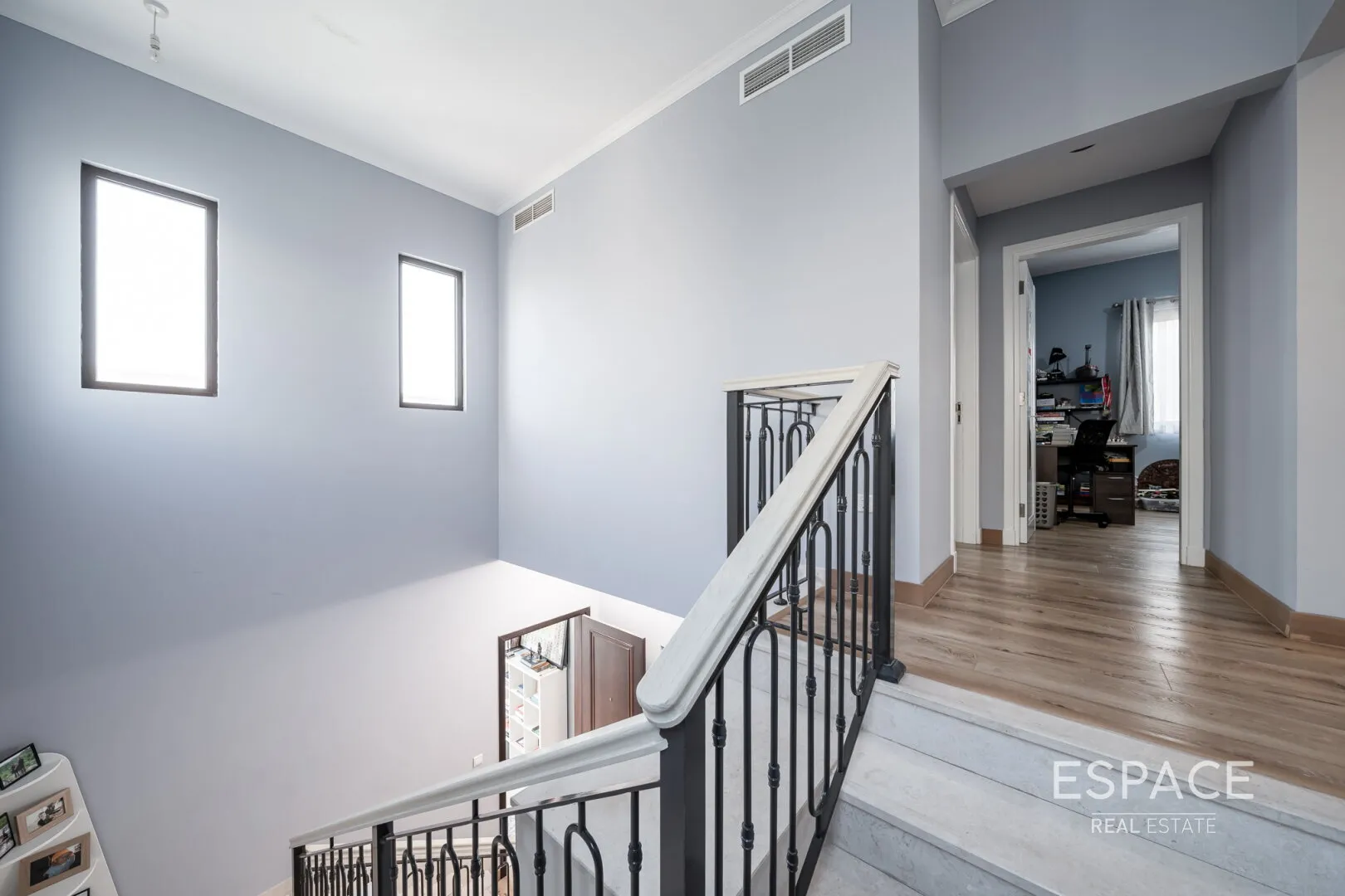 PropertiesGalleryCamera