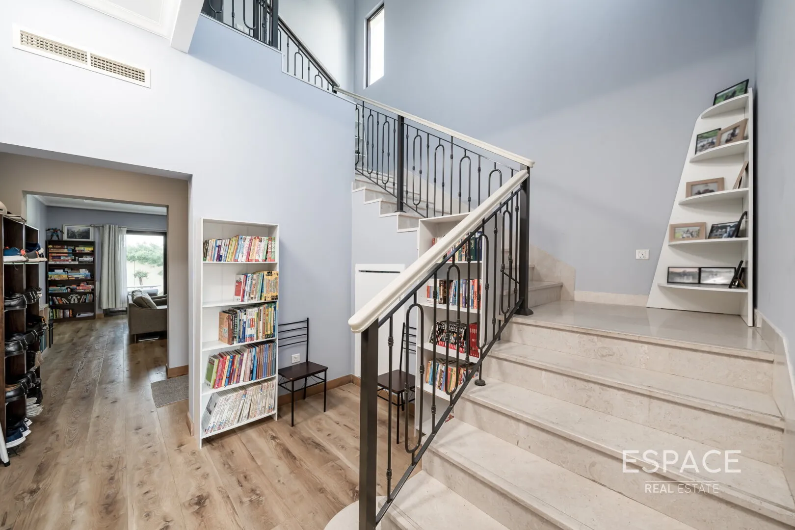 PropertiesGalleryCamera