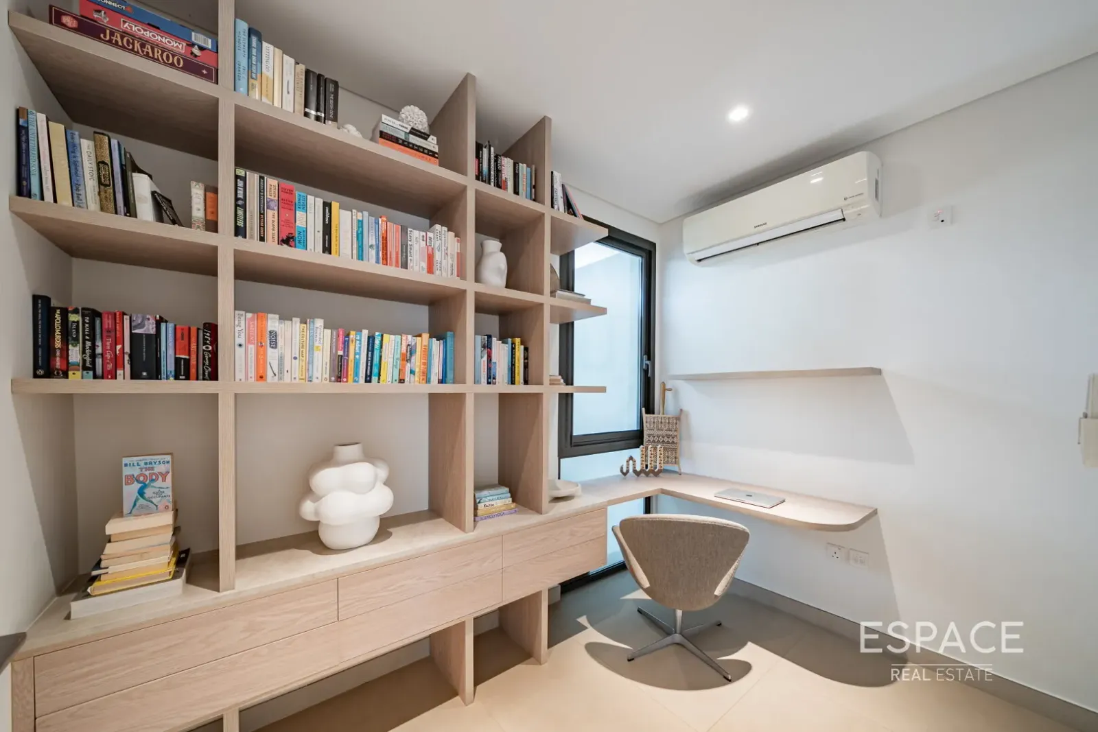 PropertiesGalleryCamera