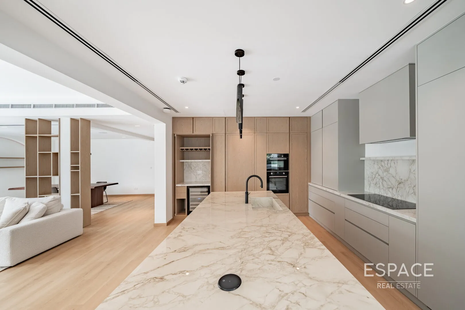 single static gallery