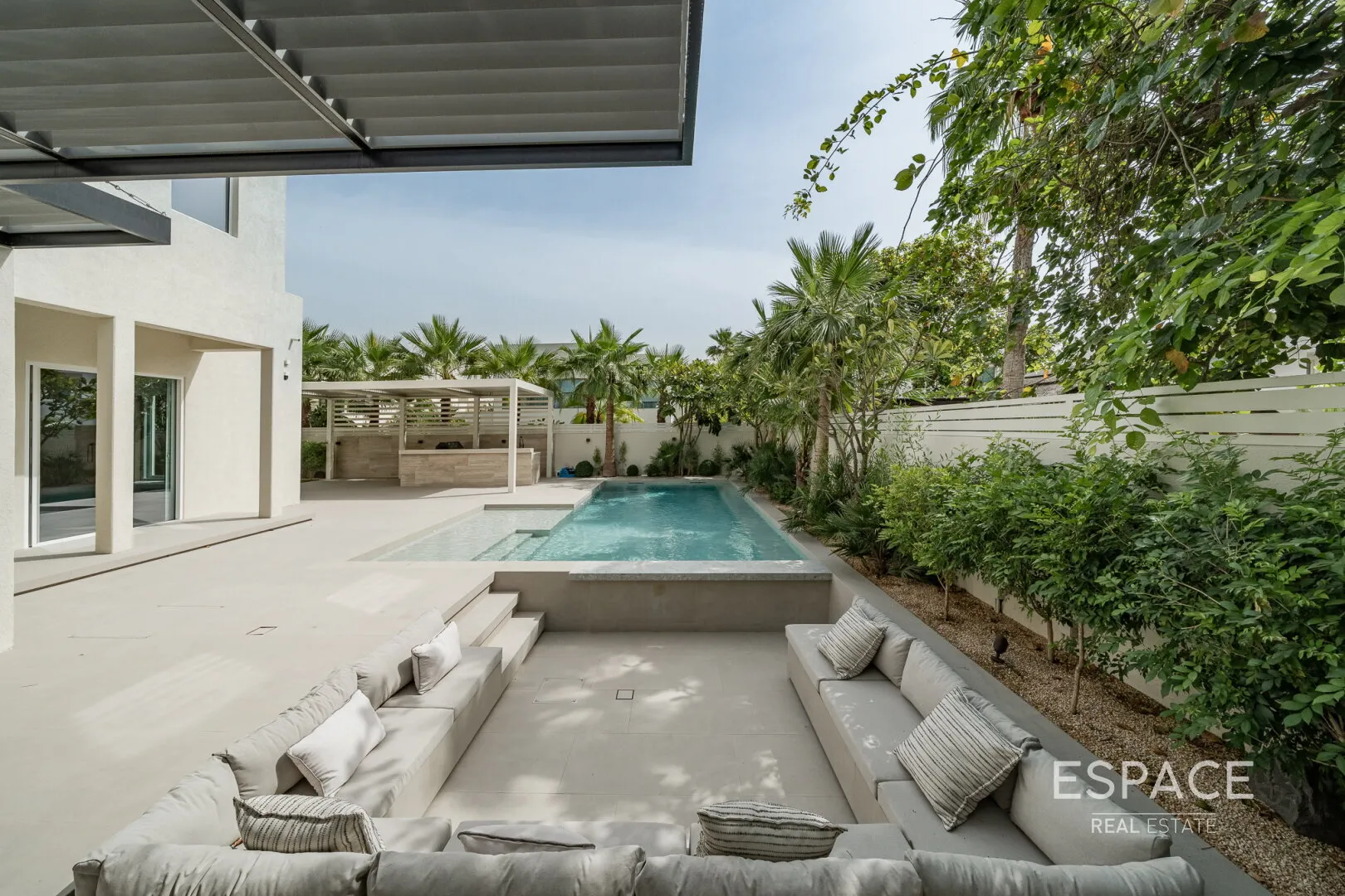 single static gallery