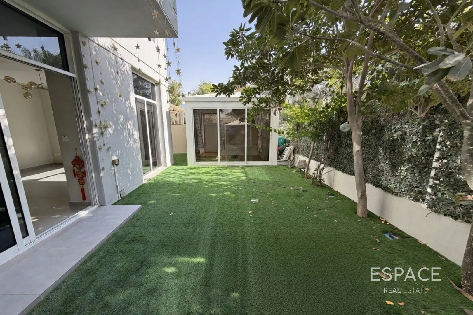 single static gallery