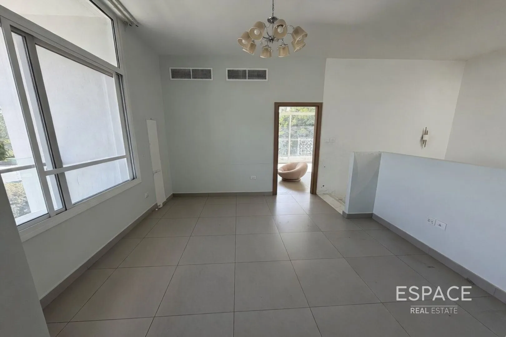 single static gallery