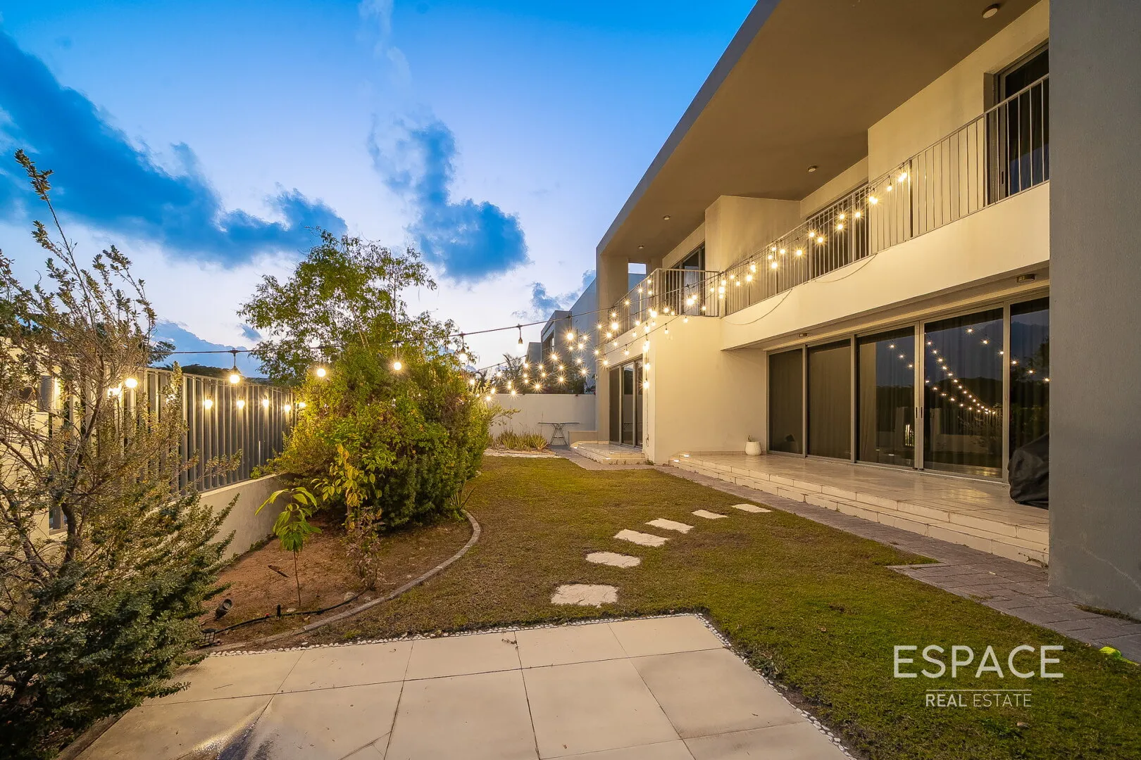 single static gallery