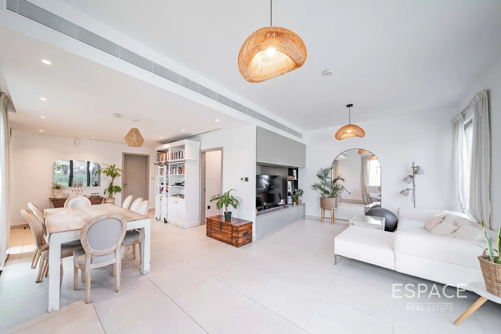 single static gallery