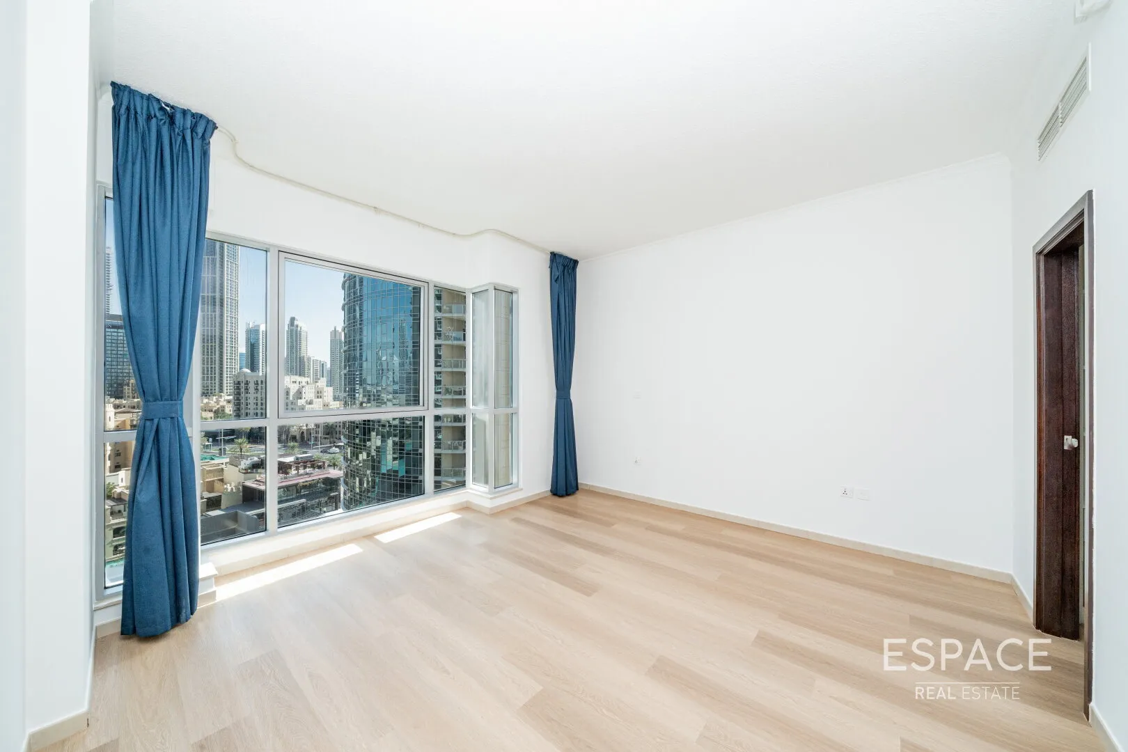 single static gallery