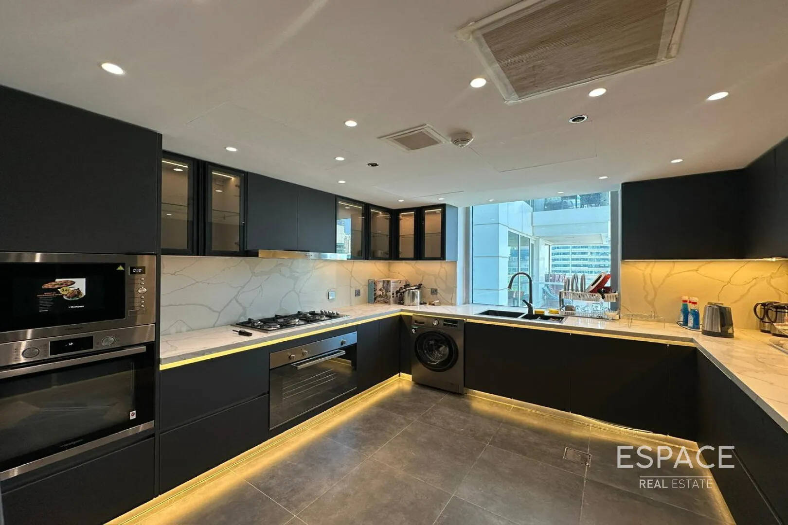 single static gallery