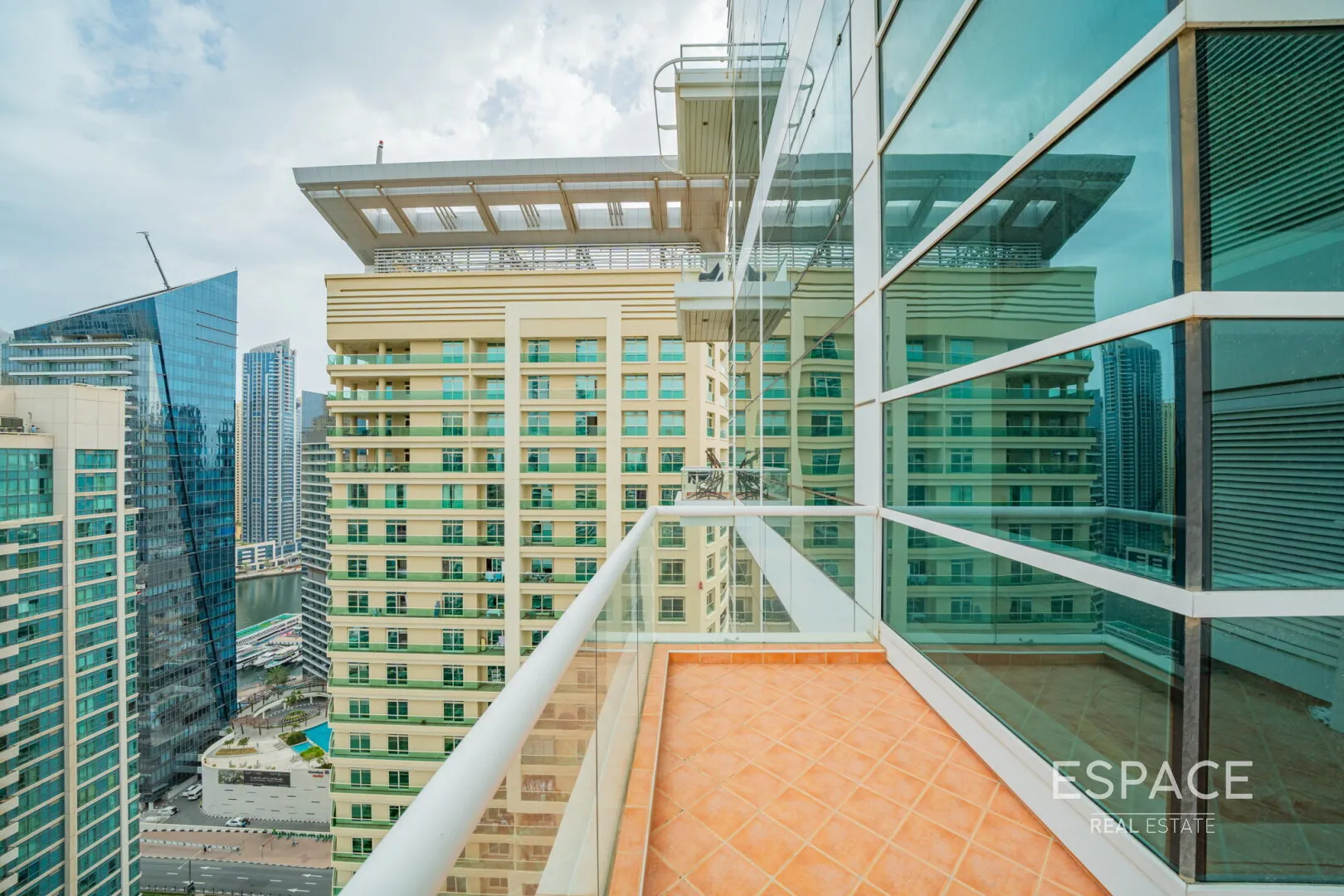 PropertiesGalleryCamera